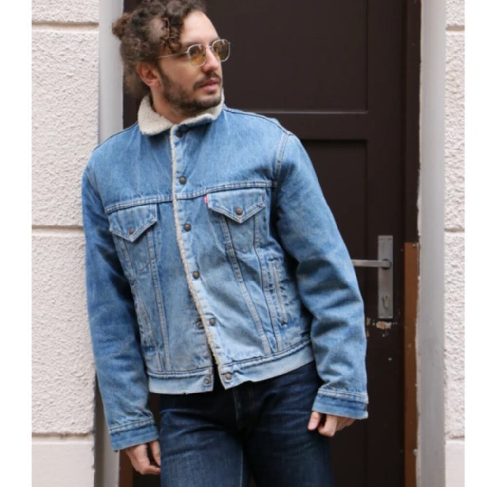 Vintage 90s Levi's Sherpa Lined Blue Denim Trucker Jacket Men's Size 34R